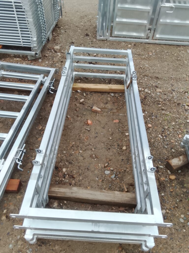 Galvanised Race Bow